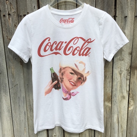Lucky Brand Tops - NWT Lucky Brand Coca Cola Graphic Tee S